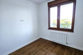 Kalvarija, lux, 46m2, 2.0, VI, cg, lift, garaža ID#1780, Zemun, Apartamento