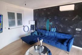 Martinkovac - prekrasan 2s+db s pogledom na Kvarner, Rijeka, Appartment