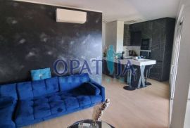 Martinkovac - prekrasan 2s+db s pogledom na Kvarner, Rijeka, Appartment