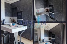 Martinkovac - prekrasan 2s+db s pogledom na Kvarner, Rijeka, Appartment