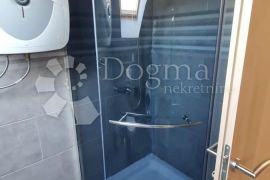 NAJAM DVOSOBNOG STANA U KUĆI, KAŠTEL GOMILICA, Kaštela, Appartment