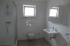 Malinska dvoetažni apartman, 2S + DB, Malinska-Dubašnica, Διαμέρισμα