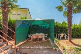 Stan + 2 Apartmana s vrtom 300m od mora, Poreč, Poreč, شقة