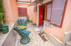 Stan + 2 Apartmana s vrtom 300m od mora, Poreč, Poreč, شقة