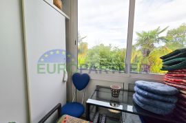 Stan + 2 Apartmana s vrtom 300m od mora, Poreč, Poreč, Appartement