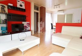 Umag. Dvoetažni stan na mirnoj lokaciji!, Umag, Appartment