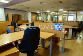 Rijeka, Centar, poslovni prostor površine 800m2, Rijeka, Commercial property