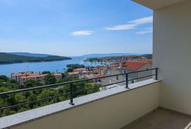 OTOK CRES, CRES CENTAR - Stan 3S+DB + 2 parkirna mjesta + POGLED NA MORE, Cres, Kвартира