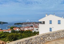 OTOK CRES, CRES CENTAR - Stan 3S+DB + 2 parkirna mjesta + POGLED NA MORE, Cres, Kвартира