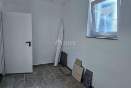 OTOK CRES, CRES CENTAR - Stan 3S+DB + 2 parkirna mjesta + POGLED NA MORE, Cres, Kвартира