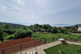 POLJANE, stan  za dugoročni najam s terasom i pogledom na more, Opatija - Okolica, Apartamento