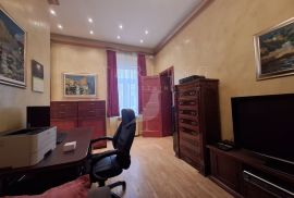 STAN, PRODAJA, ZAGREB, ZRINJEVAC, 148 m2, 5-soban, Donji Grad, Flat