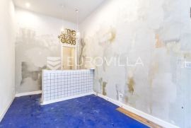 Zagreb, Donji grad, strogi centar, poslovni prostor 15 m2 u prizemlju stambeno-poslovne zgrade, Zagreb, Propiedad comercial