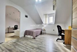 Centar, uređen i namješten stan s terasom, idealan za investiciju, Rijeka, Appartement