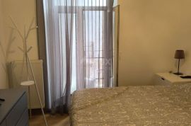 RIJEKA, CENTAR - odličan 5S+DB stan u strogom centru grada, Rijeka, Appartment