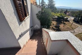 OTOK KRK, VRH - dvojna kuća, 170 m2, okućnica!!!, Krk, House