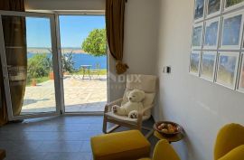 CRIKVENICA, JADRANOVO -prostrani stan u prizemlju, 80 m od mora, Crikvenica, Appartment