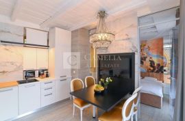 Opatija, centar, 2 apartmana 112m2, Opatija, Stan