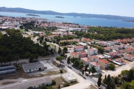 BIOGRAD NA MORU – ODLIČAN STAN OD 74 M2 NA 2 KATU, Biograd Na Moru, Flat