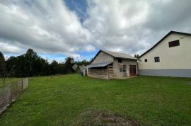 KUĆA S POMOĆNIM OBJEKTOM I ZEMLJIŠTEM NA OBALI RIJEKE LIKE, Gospić - Okolica, House