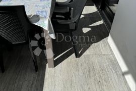 Srdoči, 2S+DB, balkon, terasa, 2x parking mjesto, Rijeka, شقة