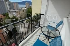 Iznajmljuje se atraktivan stan sa pogledom na more u Rijeci, Rijeka, Apartamento