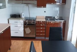 KOSTRENA DVA STANA U KUĆI, Kostrena, Appartement