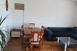 KOSTRENA DVA STANA U KUĆI, Kostrena, Appartment