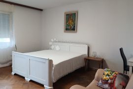 KOSTRENA DVA STANA U KUĆI, Kostrena, Appartment