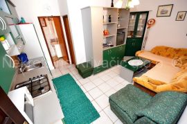 VIR - Apartman uz more, Vir, Appartamento