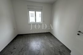 Prekrasan stan na prvom katu novogradnje, Crikvenica, Appartment