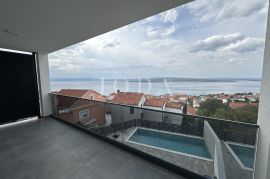 Prekrasan stan na prvom katu novogradnje, Crikvenica, Appartement