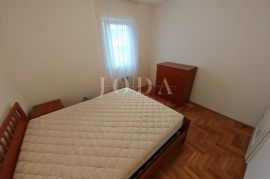 Stan sa okućnicom na top lokaciji, Crikvenica, Appartment