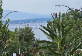 Stan sa okućnicom na top lokaciji, Crikvenica, Appartment