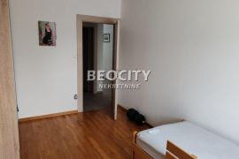 Novi Sad, Veternik, Miodraga Petrovića Čkalje, 4.0, 80m2, Novi Sad - grad, Appartement