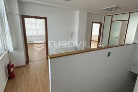 Split, odličan ured na dvije etaže s pogledom na grad, Split, Commercial property