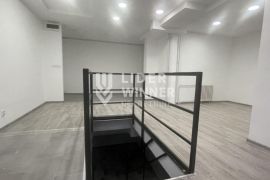 Lokal sa magacinom na 2 nivoa ID#130248, Novi Beograd, Commercial property