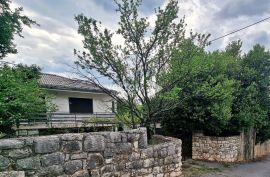 Gižane, samostojeća kuća za uređenje, Vinodolska Općina, Haus