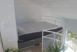 Stan Blizina Novigrada, moderan penthouse u Maredi!, Novigrad, شقة