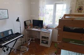 Stan Prodaje se stan, 83 m2, Pula, Pula, Apartamento