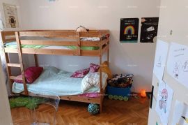 Stan Prodaje se stan, 83 m2, Pula, Pula, Apartamento