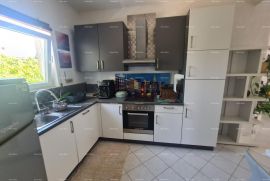 Stan Ližnjan! Stan u samom centru Ližnjana!, Ližnjan, Appartement