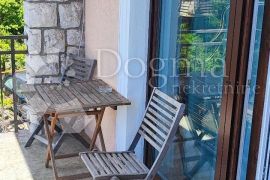 Kastav, 1S+DB, balkon, terasa, novonamješten, najam!, Kastav, Kвартира