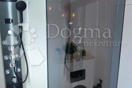 Kastav, 1S+DB, balkon, terasa, novonamješten, najam!, Kastav, Apartamento