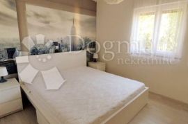 MARČELJI STAN 68M2 2S+DB, Viškovo, Appartment