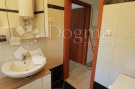 MARČELJI STAN 68M2 2S+DB, Viškovo, Appartment