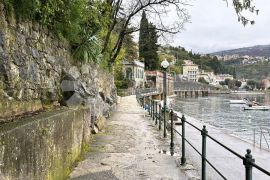 Prodaje se jedinstvena vila u Iki – Lungo Mare, Opatija - Okolica, بيت