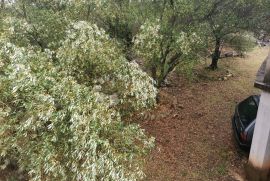 KRK-Pinezići kuća nezavršena sa panoramskim pogledom, Krk, Kuća