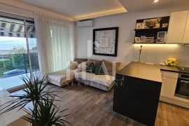 Turnić,stan na traženoj lokaciji 58 m2,2S+DB,balkon, Rijeka, Kвартира