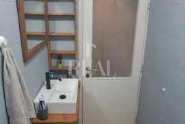 Pula stan 64m2 blizu bolnice i Sveučilišta !, Pula, Apartamento